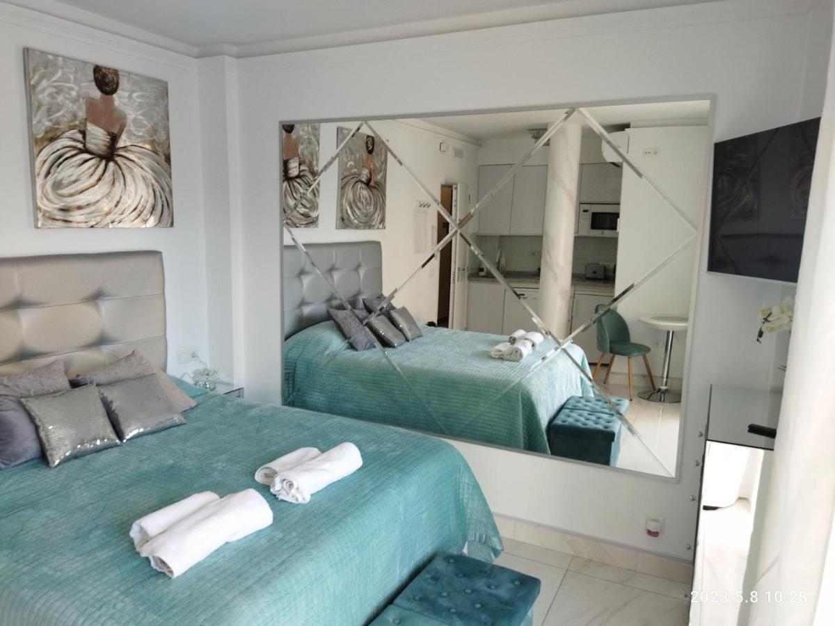 Silver Horizon Luxury Apartment ネルハ エクステリア 写真