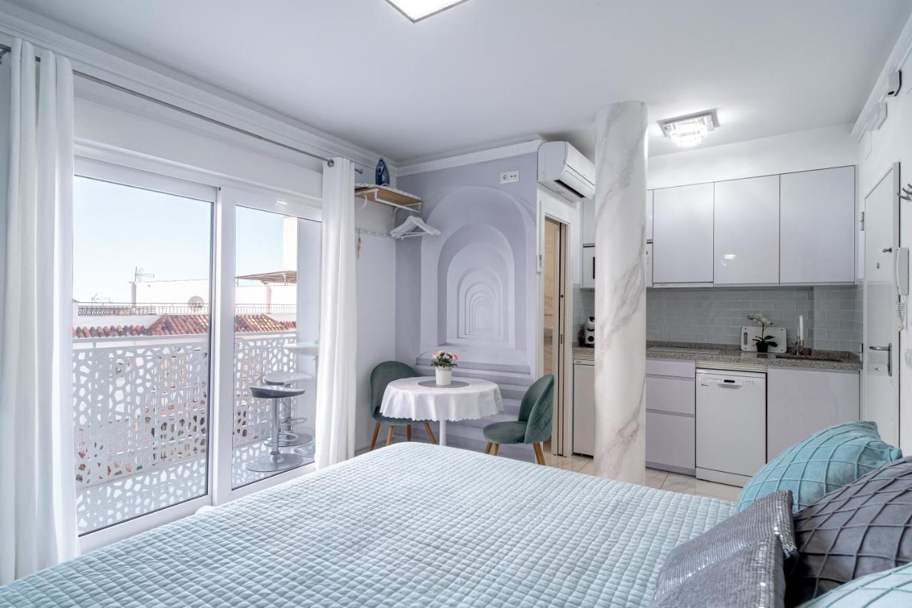Silver Horizon Luxury Apartment ネルハ エクステリア 写真