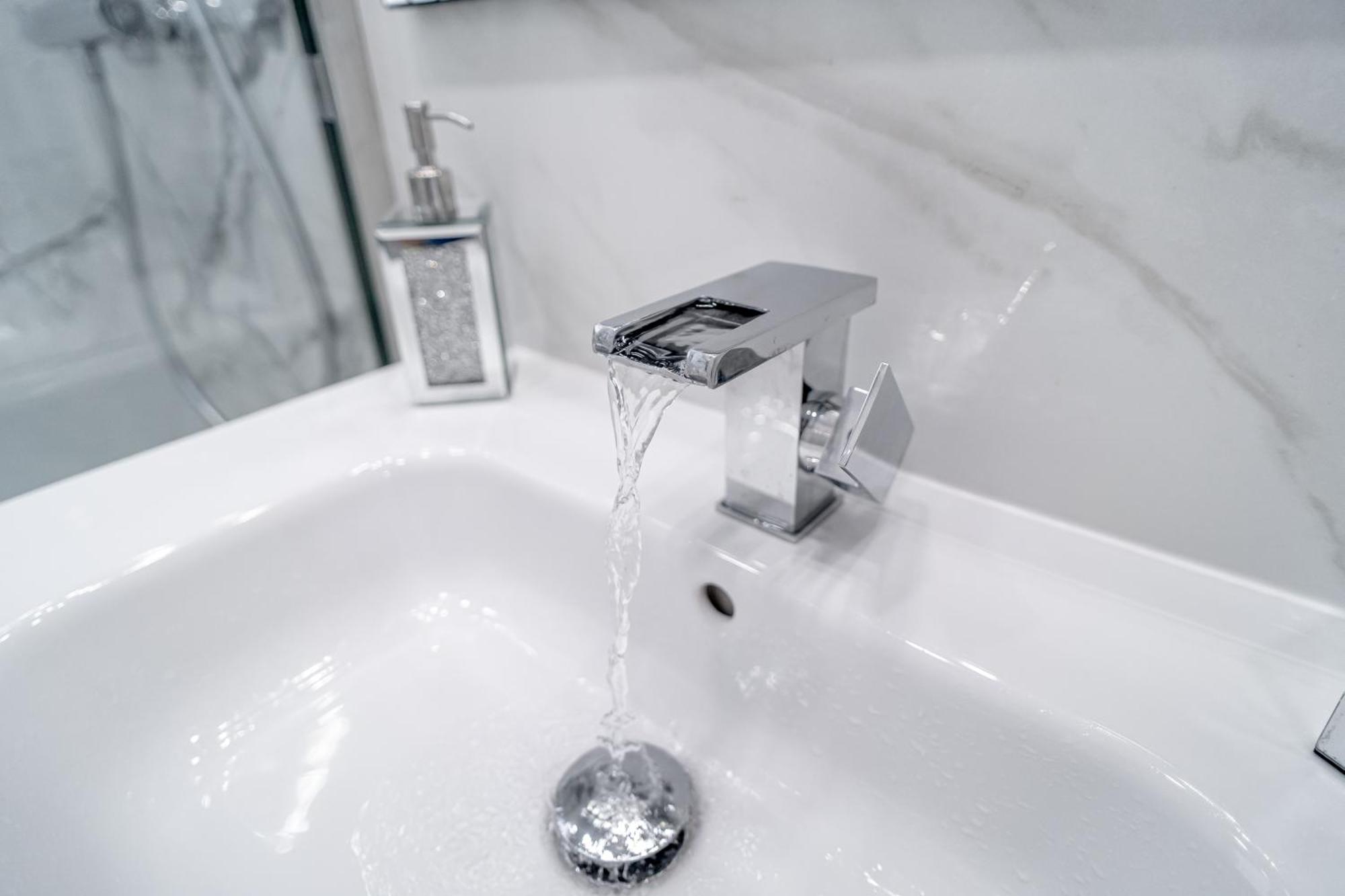 Silver Horizon Luxury Apartment ネルハ エクステリア 写真