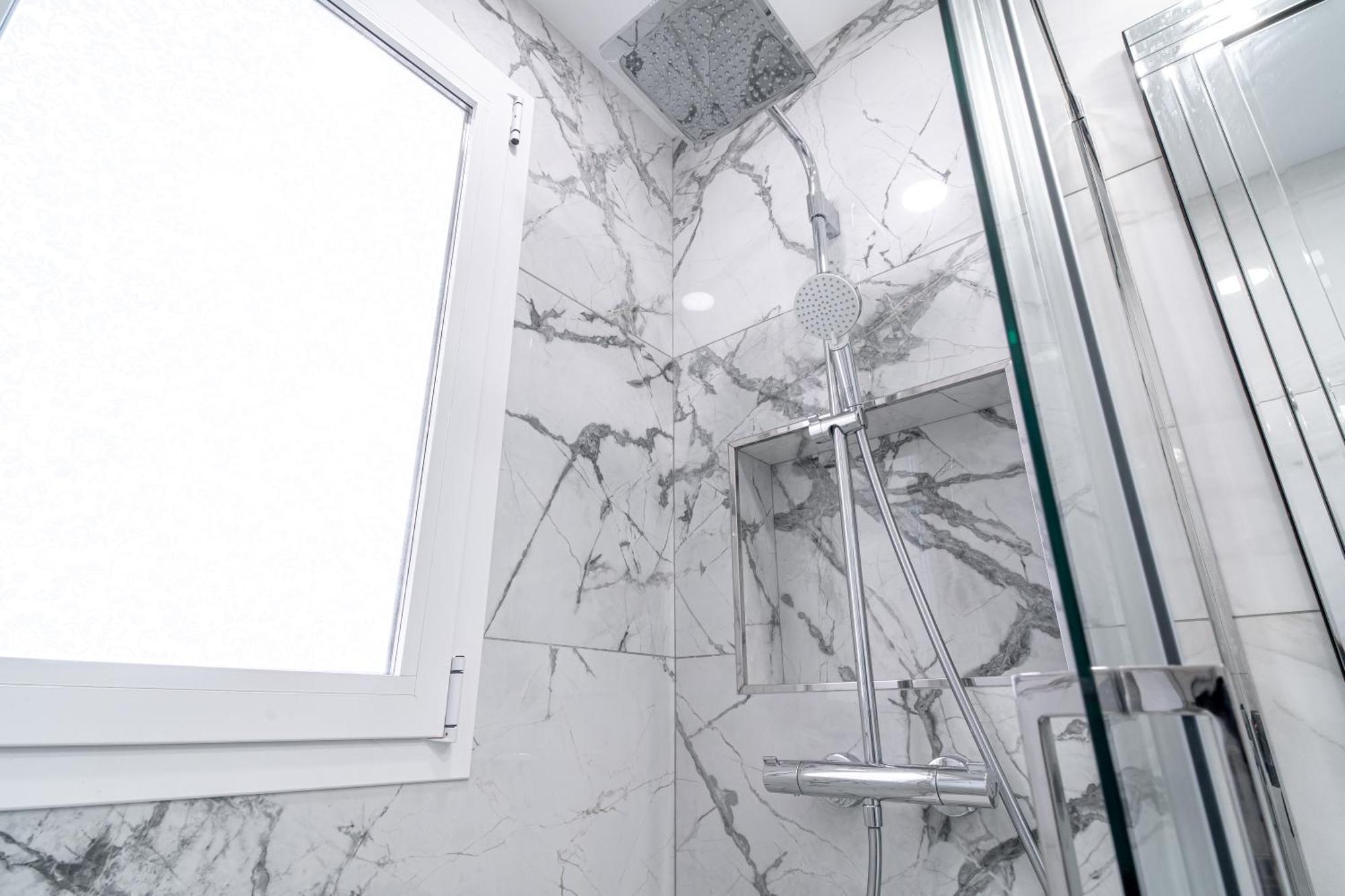 Silver Horizon Luxury Apartment ネルハ エクステリア 写真