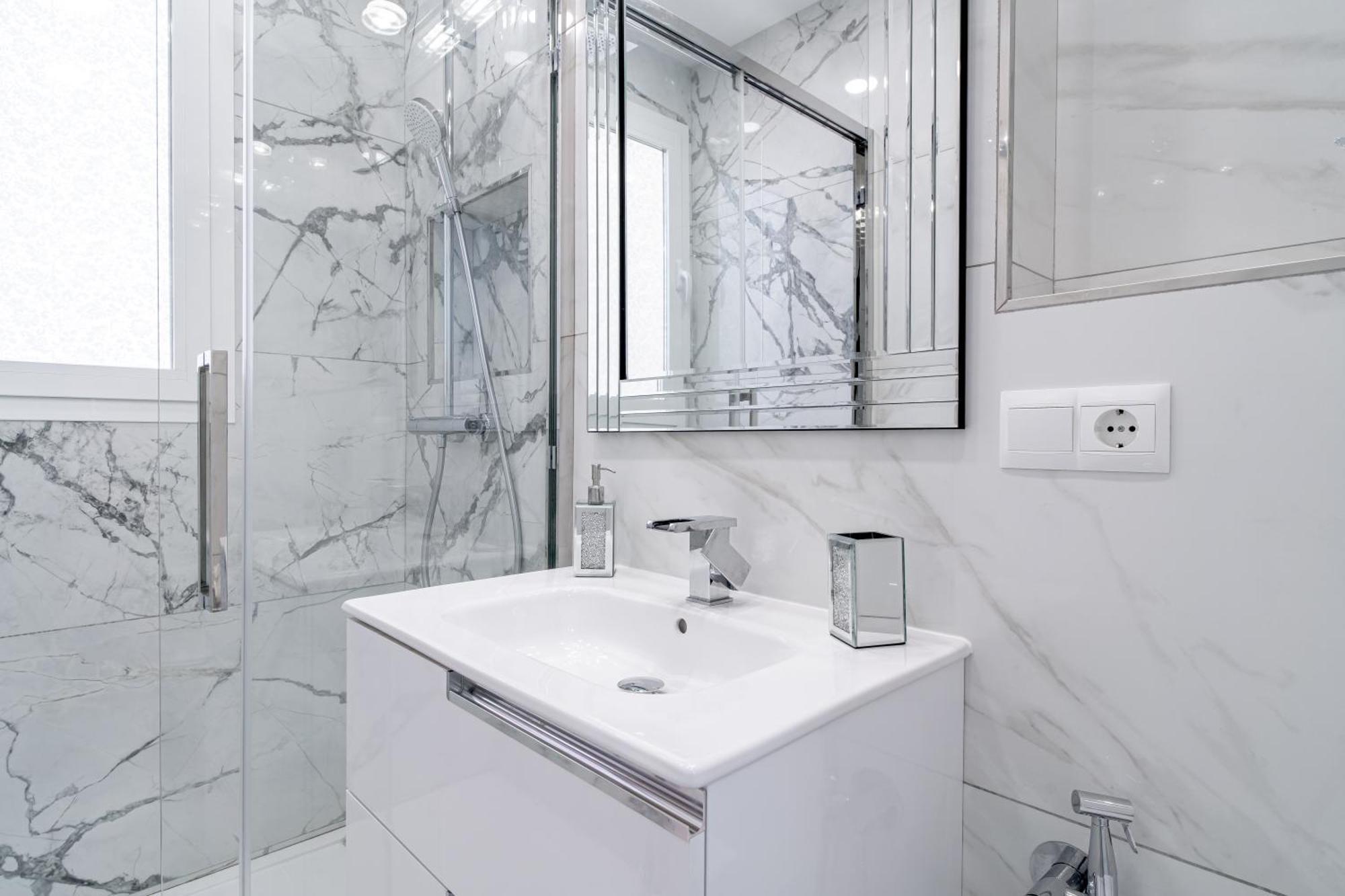 Silver Horizon Luxury Apartment ネルハ エクステリア 写真
