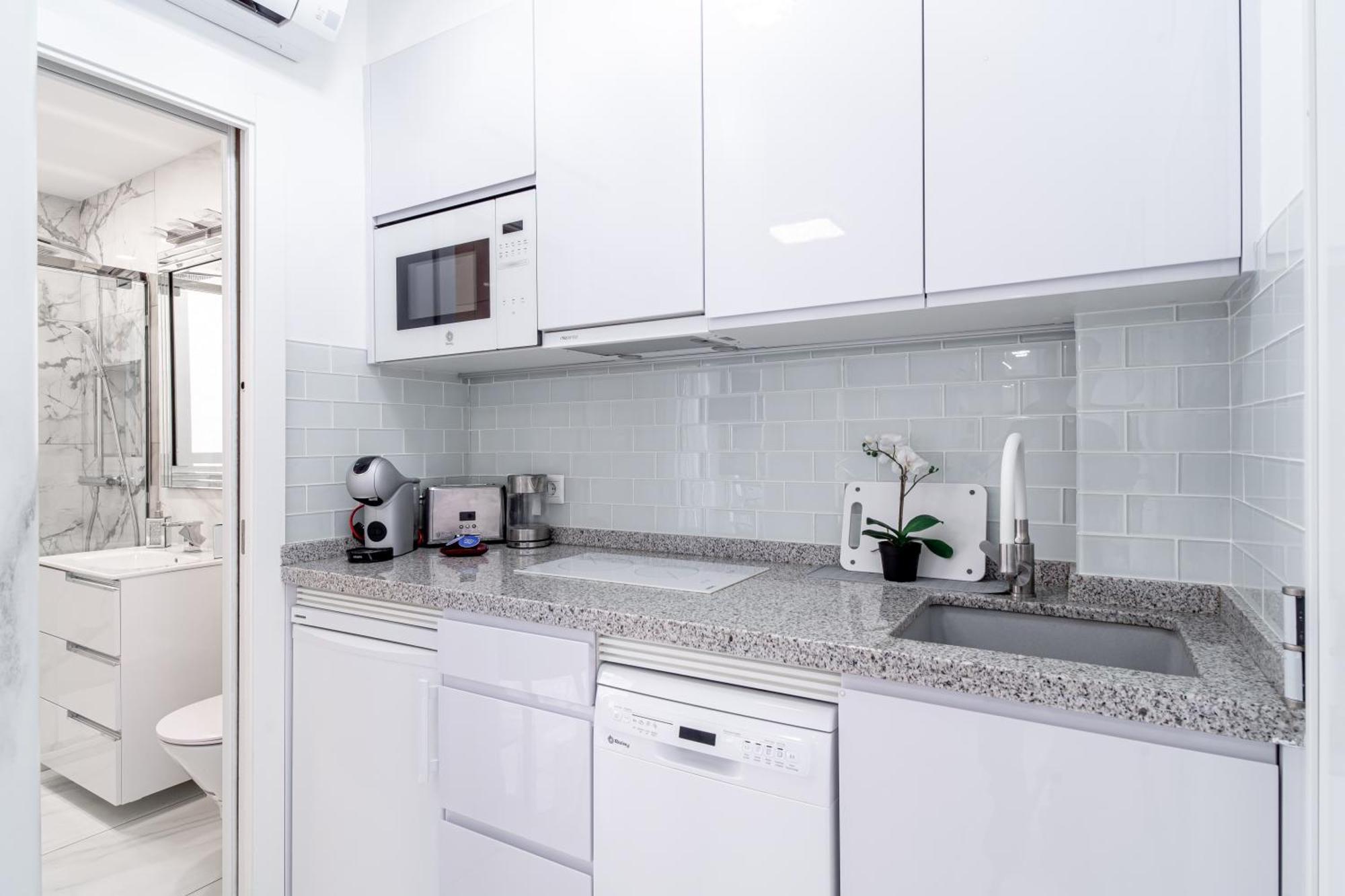 Silver Horizon Luxury Apartment ネルハ エクステリア 写真
