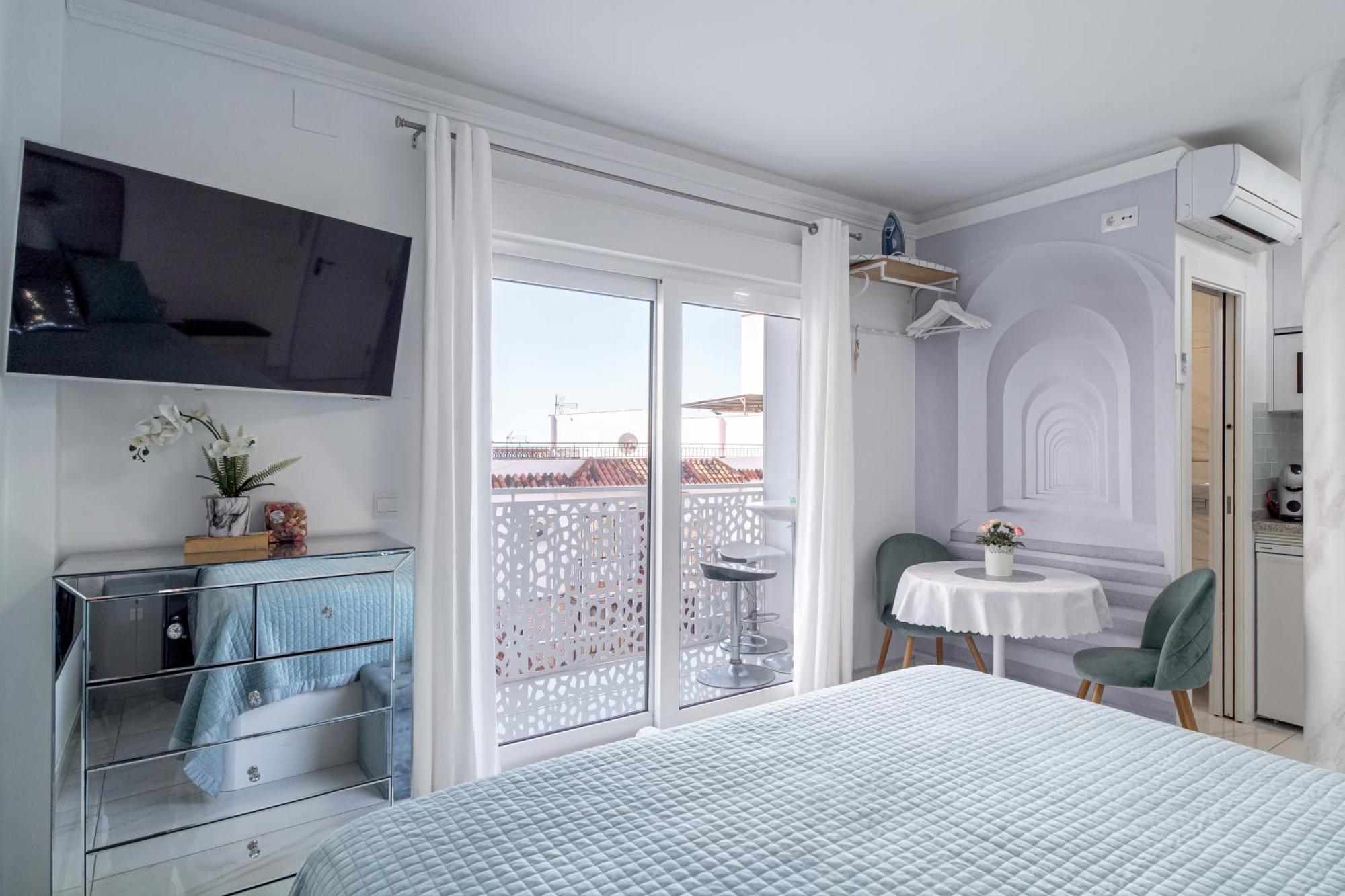 Silver Horizon Luxury Apartment ネルハ エクステリア 写真